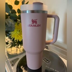 Stanley 40 oz Pink Quencher